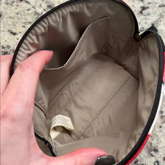 Kate Spade Laurel Way Domed Cosmetic Case NWOT - Picture 6 of 7